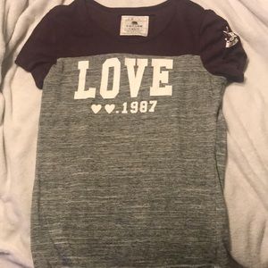 SHORT SLEEVE REFLEX ROUND NECK TOP